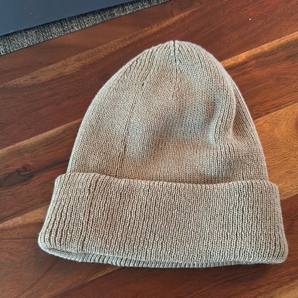 Vuori Knit Beanie in Light Gray - Picture 2 of 3